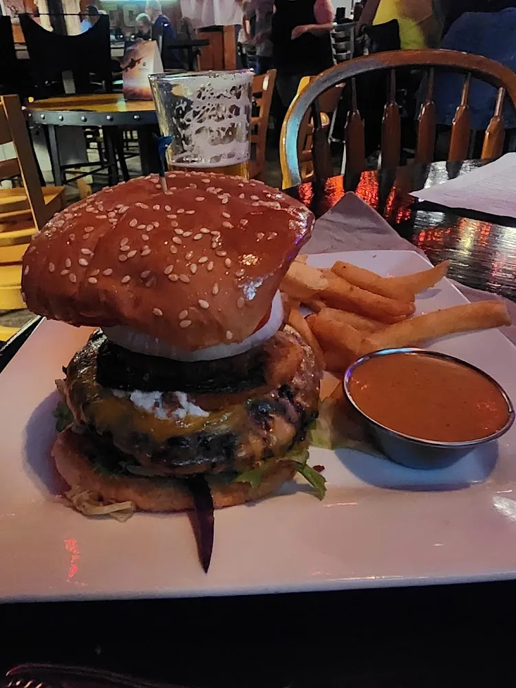 Jalapeno Popper Burger